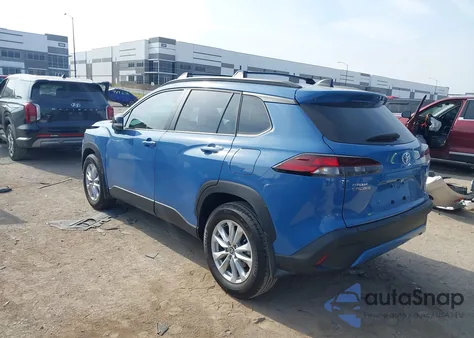 2026 Toyota Corolla Cross Le from USA, damaged, VIN 7MUCAAAGXTV158445